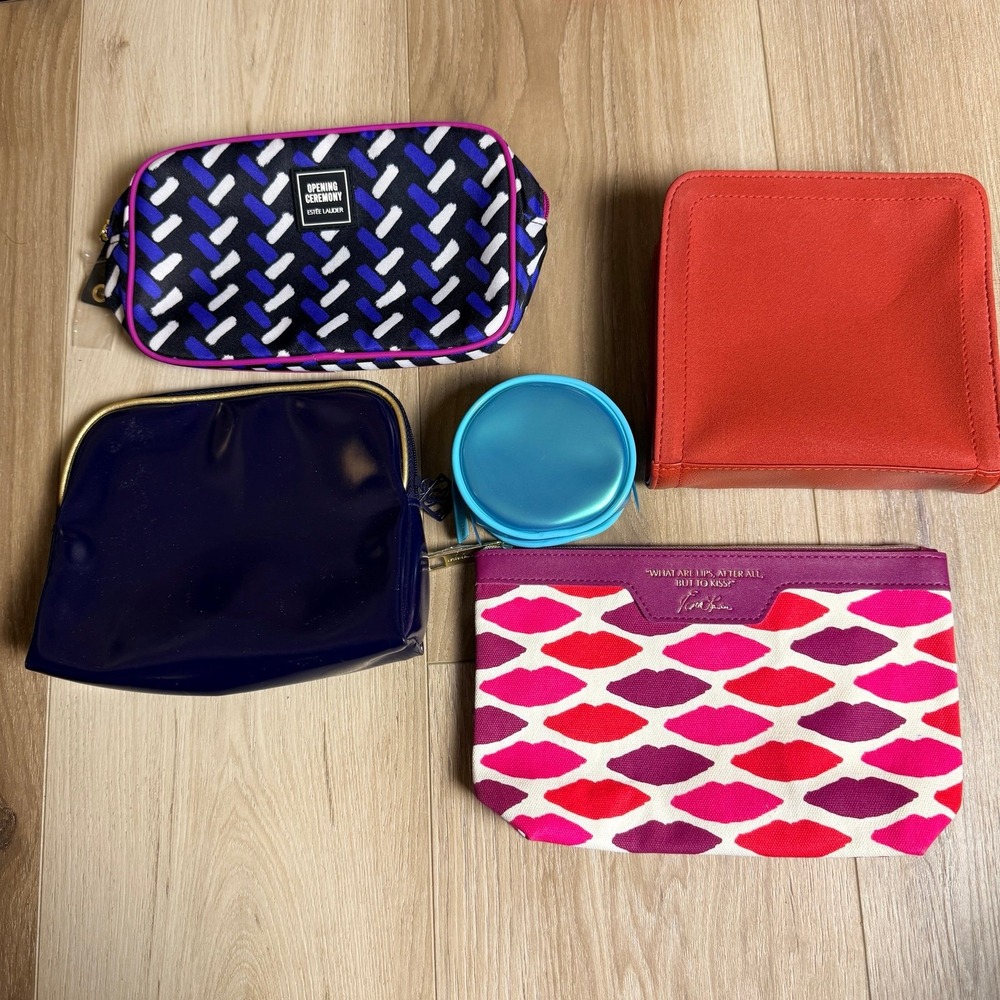 5 Estée Lauder makeup bags vintage new